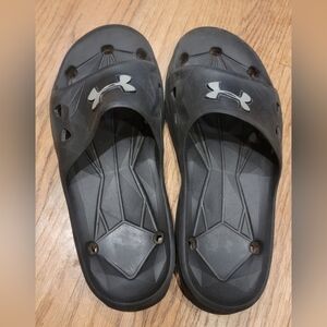 Under Armour slides black